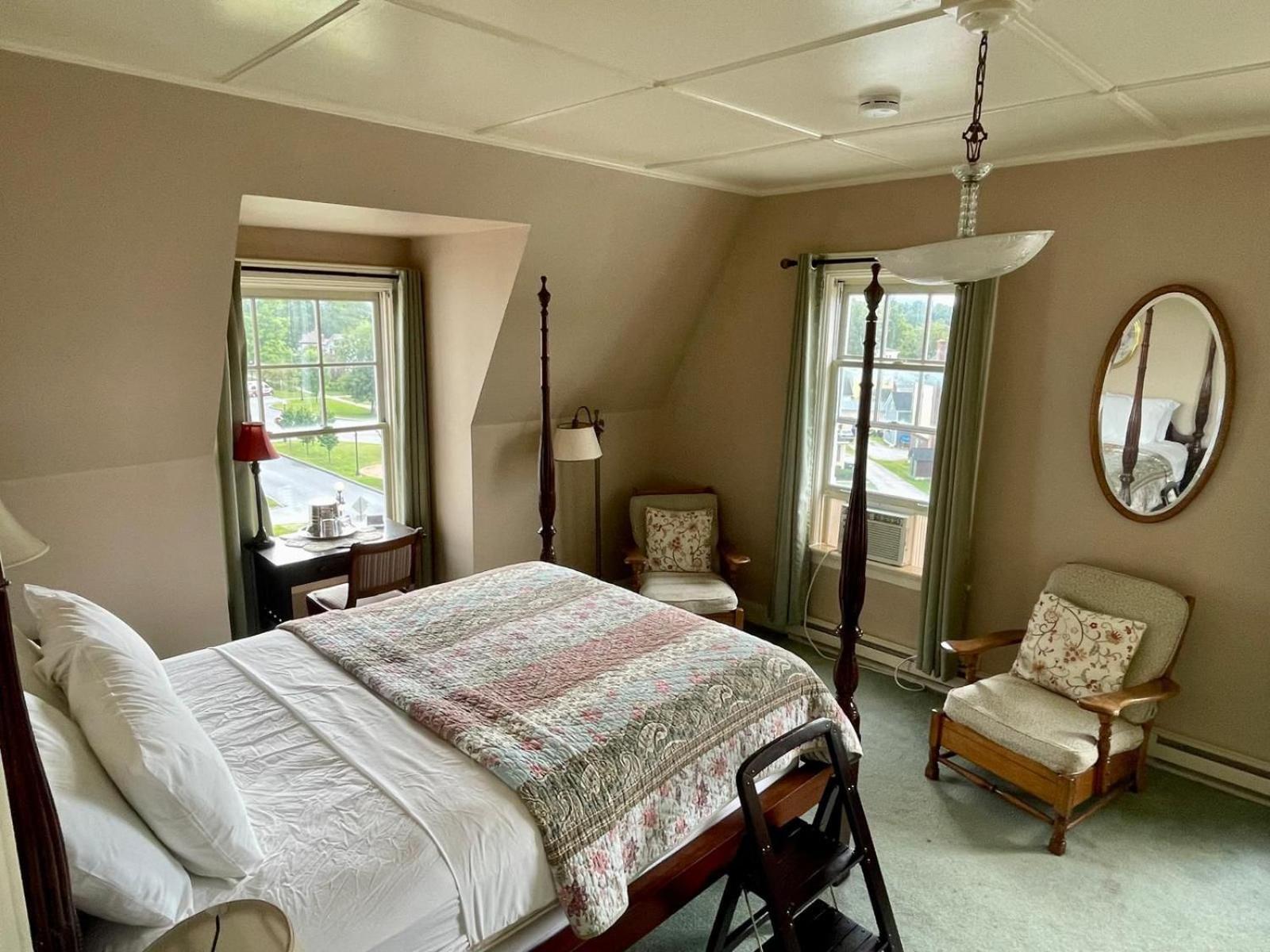 The Brandon Inn Room photo